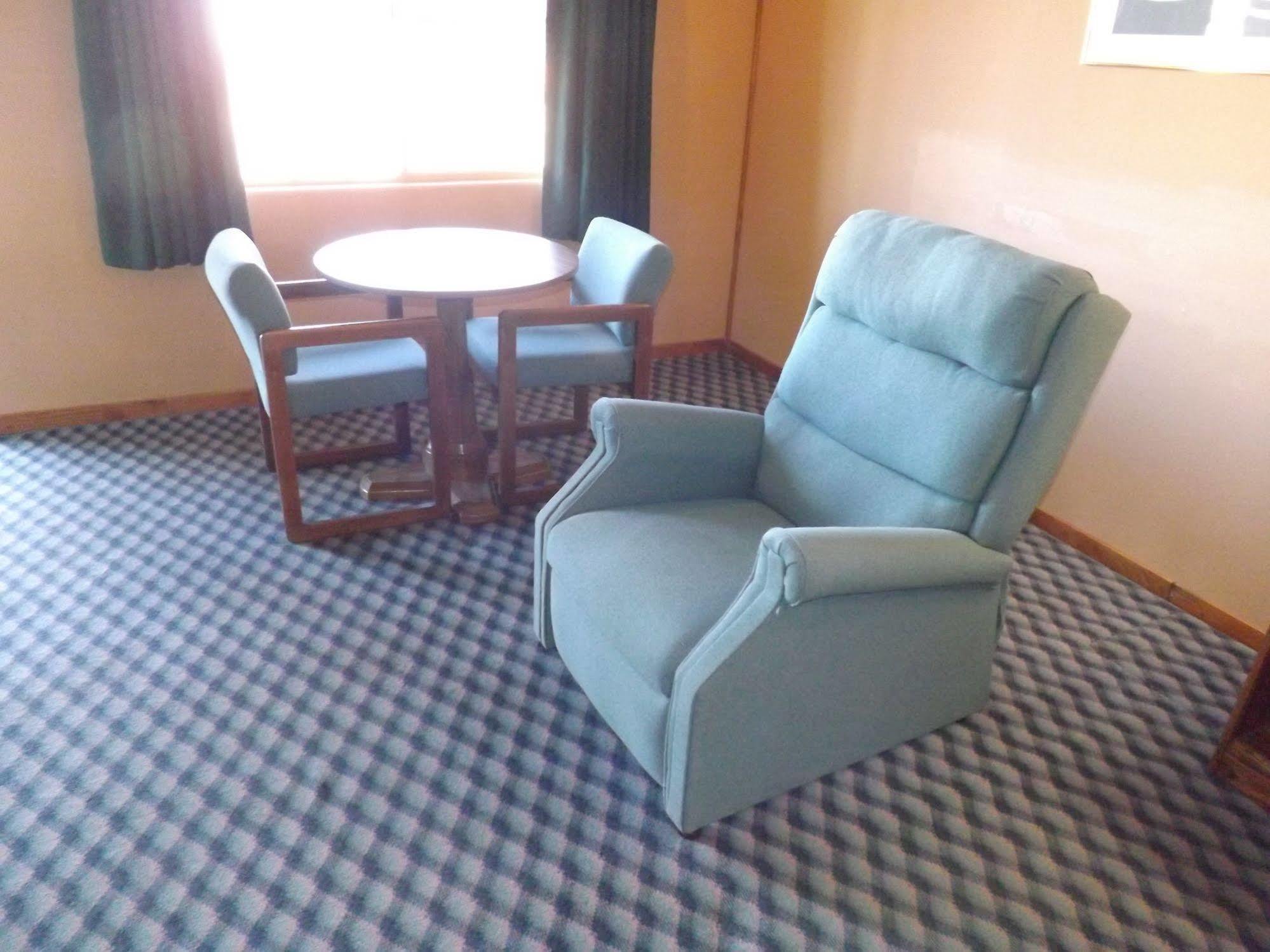 Tristar Inn Xpress Тукумкари Экстерьер фото