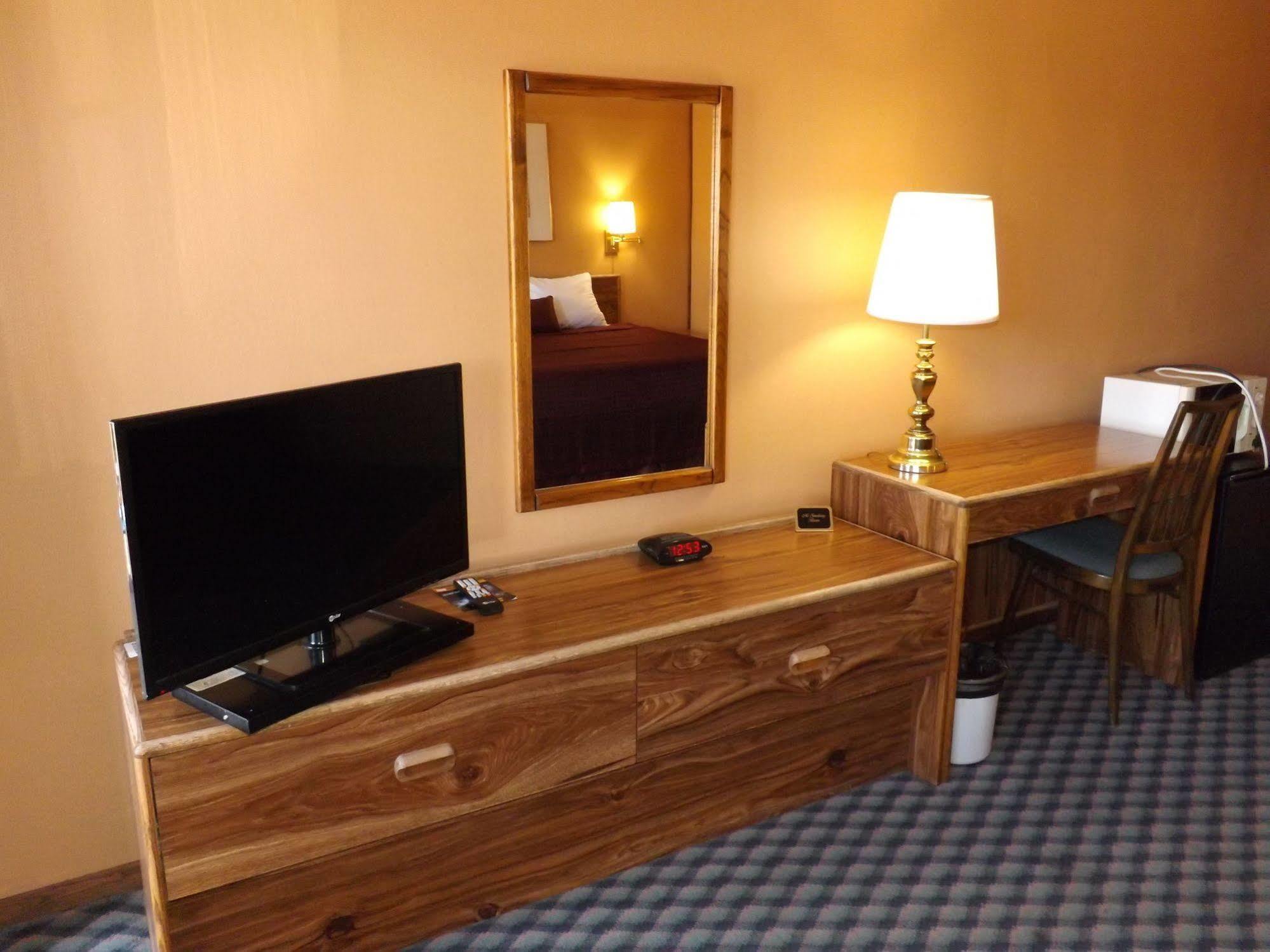 Tristar Inn Xpress Тукумкари Экстерьер фото