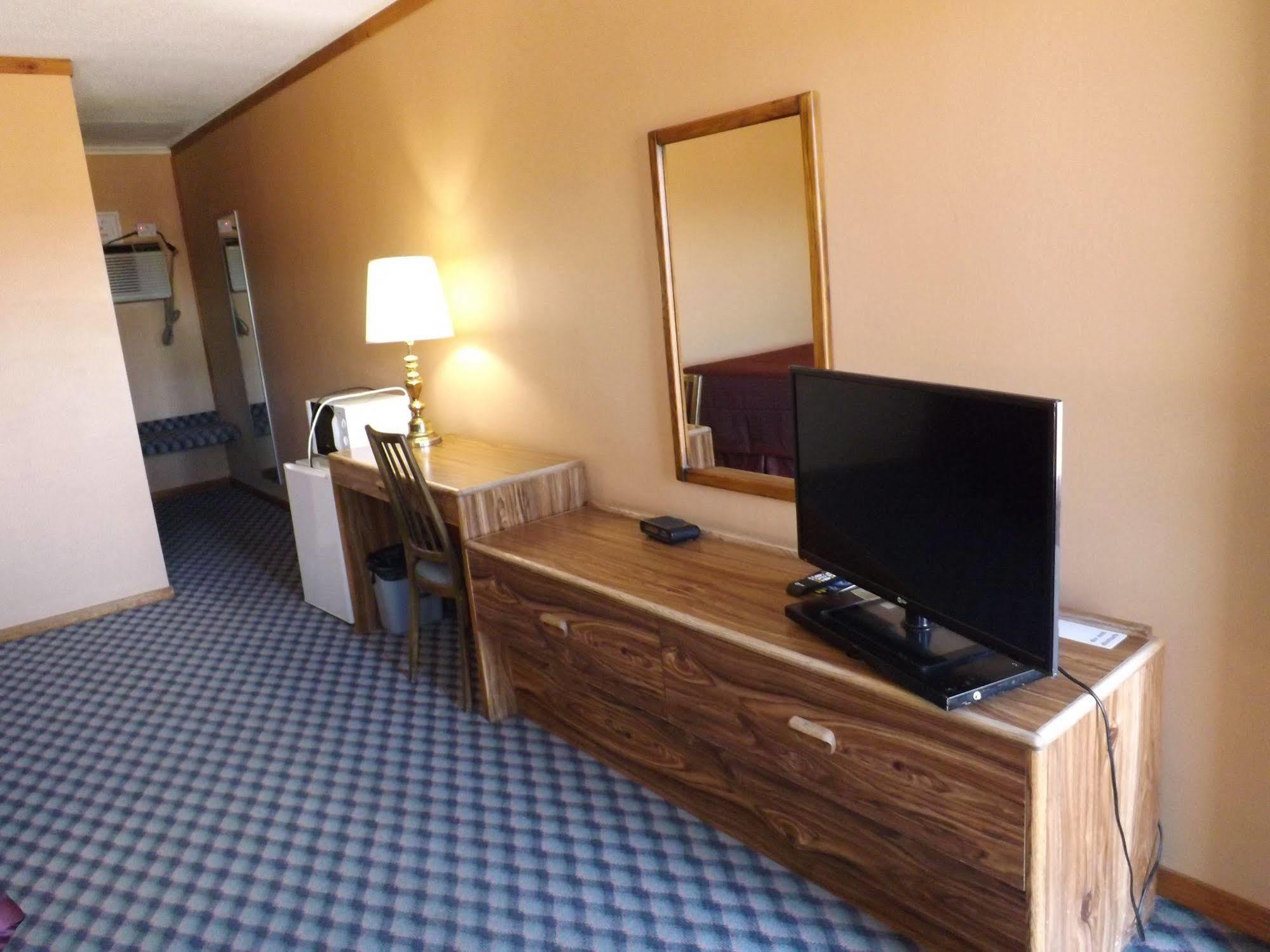 Tristar Inn Xpress Тукумкари Экстерьер фото