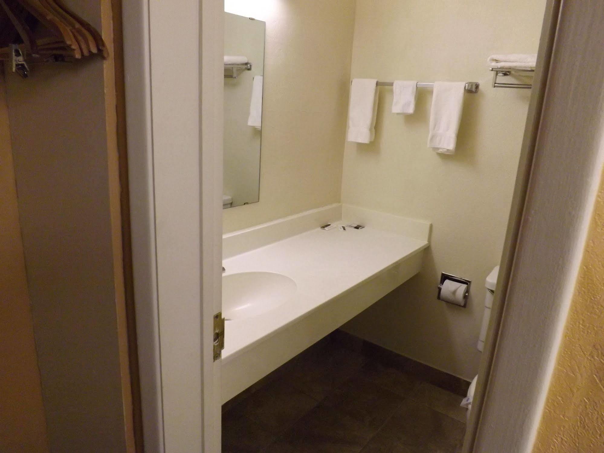Tristar Inn Xpress Тукумкари Экстерьер фото